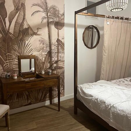 Bel Appartement En Plein Coeur De كارْبُنْترا المظهر الخارجي الصورة
