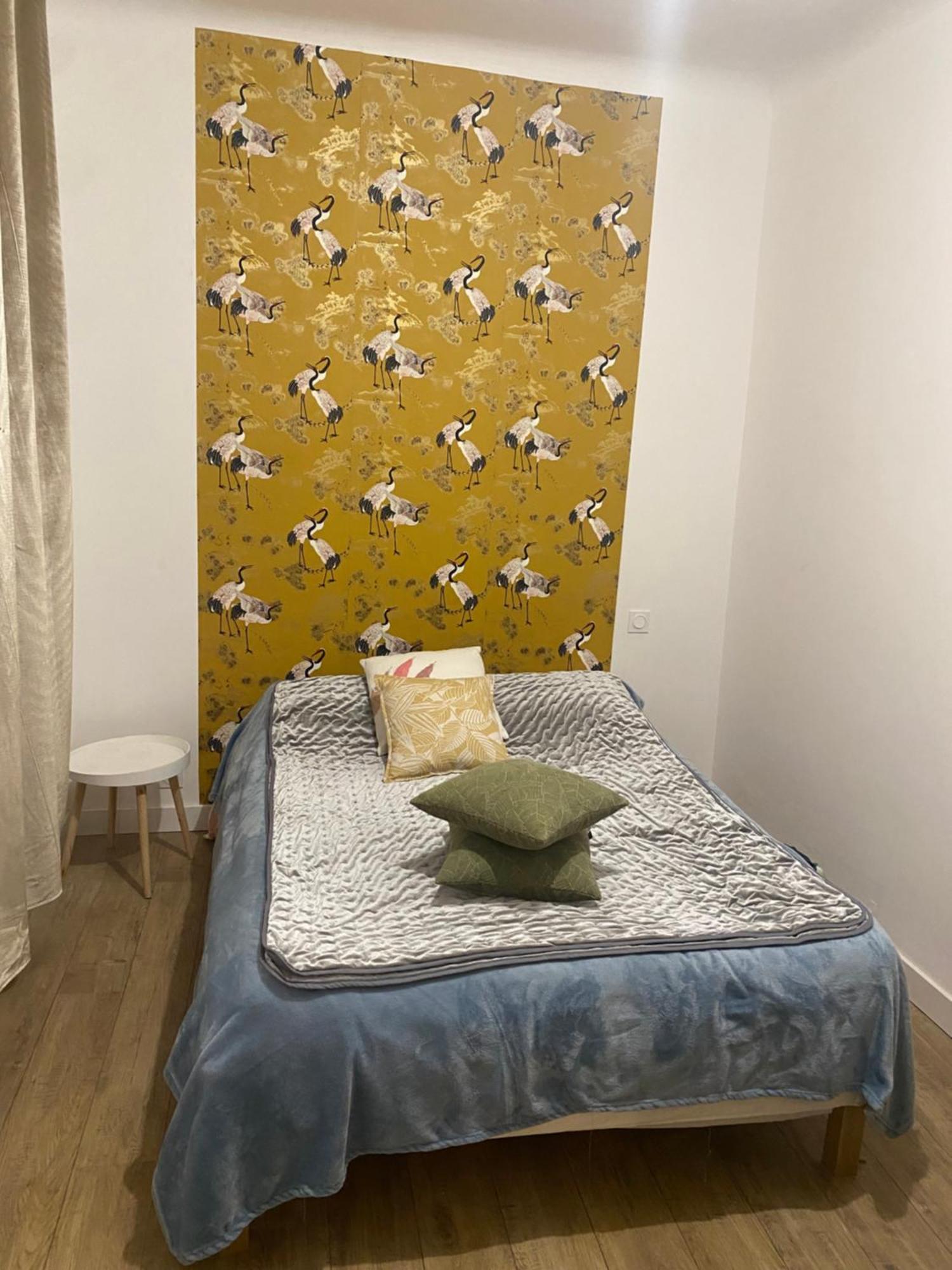 Bel Appartement En Plein Coeur De كارْبُنْترا المظهر الخارجي الصورة